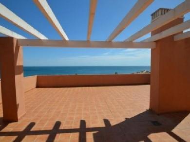 Apartamento con 2 dormitorios se vende en Manilva, Costa del Sol