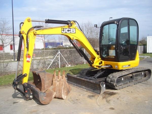 Mini pala 7t JCB 8055 RTS Año 2006