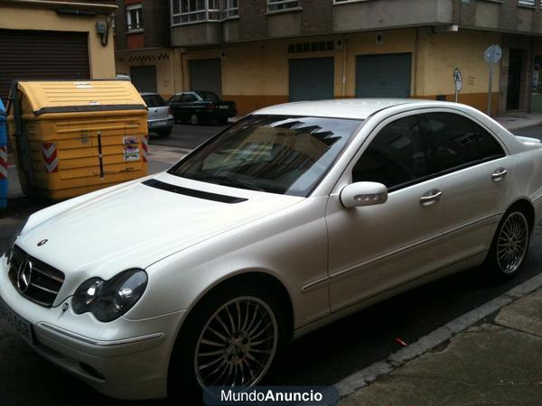 Mercedes Benz C220 CDI Elegance W203