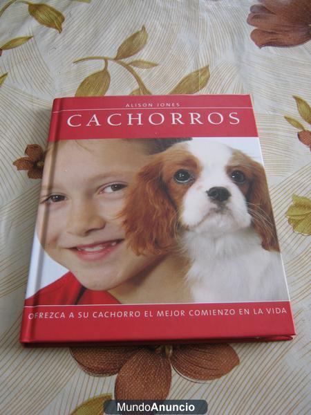 Vendo libro, titulo: Cachorros / Perro