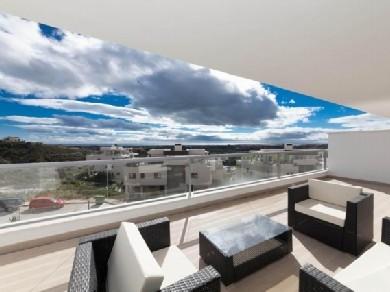 Apartamento con 2 dormitorios se vende en Marbella, Costa del Sol