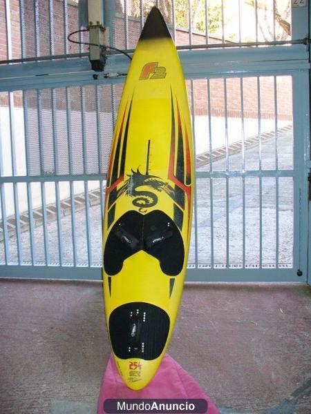 Tabla de windsurf 82L  F2 perfecto estado 85€