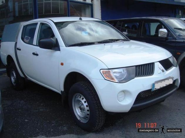 Vendo Mitsubishi L200 2.5DI-D ClubCab Invite'nacional' del Año 2007