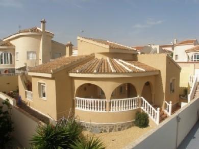 Chalet con 4 dormitorios se vende en Ciudad Quesada, Costa Blanca