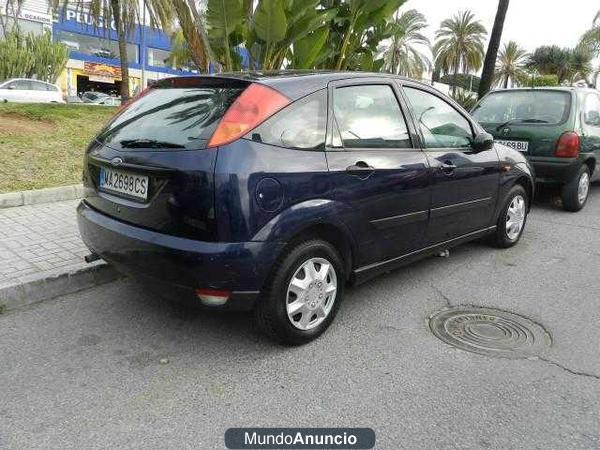 Ford Focus 1.6i 16v Acepto cambio