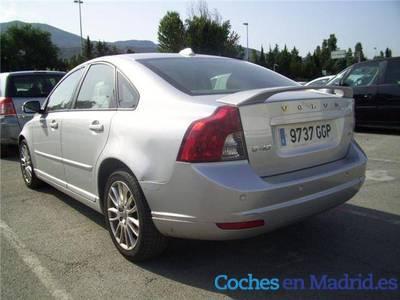 Volvo S40