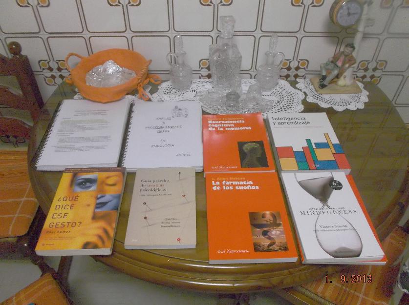 ¡Colección de libros de psicología!