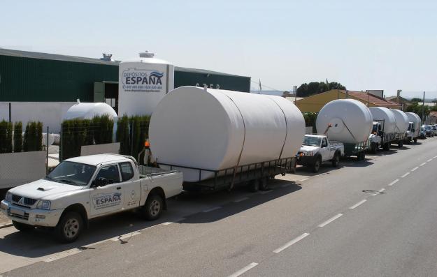 Depósito de agua a estrenar