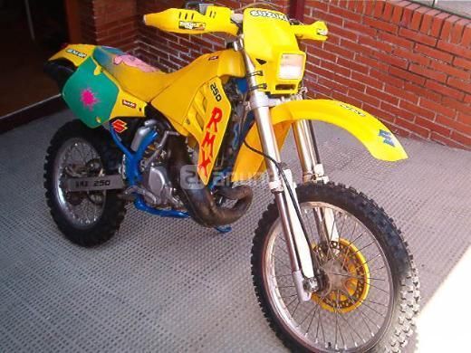 SUZUKI RMX 250 PERFECTO ESTADO MOTO DE CAMPO