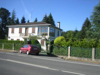 4b  , 2ba   in Friol,  Galicia   - 230000  EUR