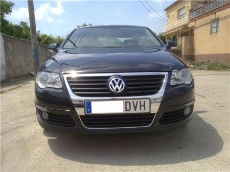 VOLKSWAGEN PASSAT 2.0TDI HIGHLINE - Barcelona