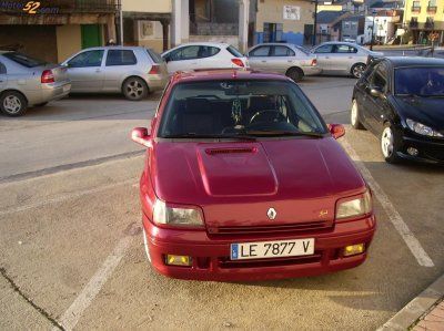 RENAULT CLIO 1.8 16V - LEON