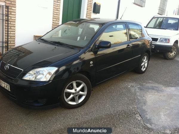 Vendo Toyota Corolla D4D 2000.