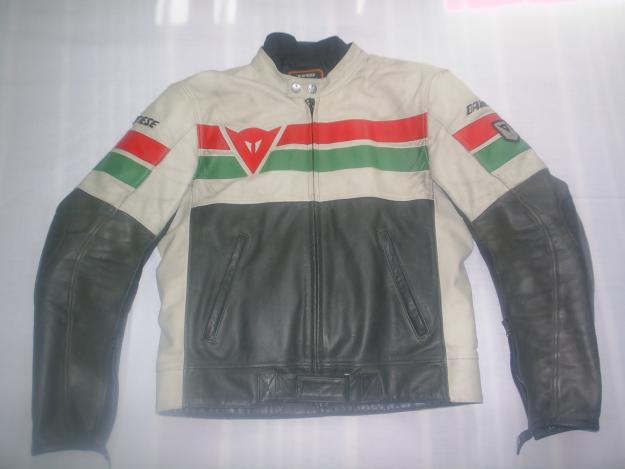 ROPA PARA MOTO