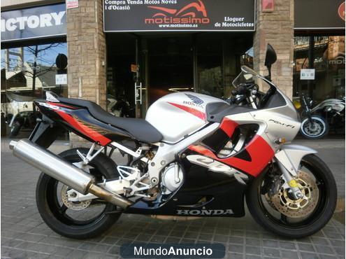 CBR600F immacualada. perfecto estado. revisiones al...