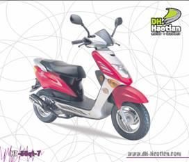 SCOOTER 50QT7 NUEVA/DOS AÑOS GARANTIA/COLORES A ESCOGER