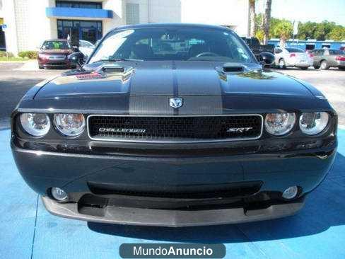 Dodge Challenger SRT-8  TODO INCLUIDO!!!