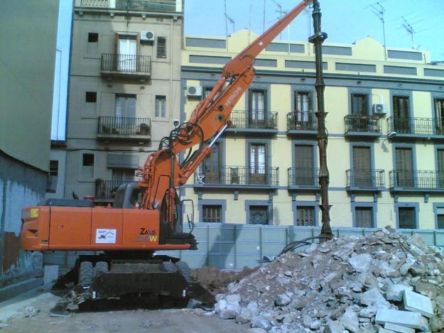 HITACHI ZAXIS 210WT