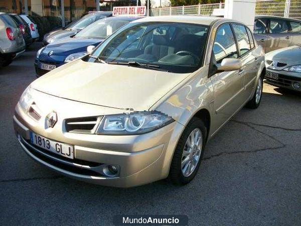 Renault Megane SEDAN EMOTION 1.4 100CV