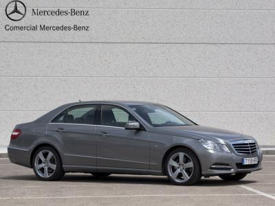 Mercedes-benz clase e 220 cdi be avant aut