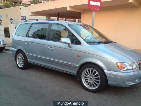 vendo hyundai trajet 2002