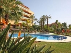 Apartamento con 3 dormitorios se vende en Estepona, Costa del Sol - mejor precio | unprecio.es