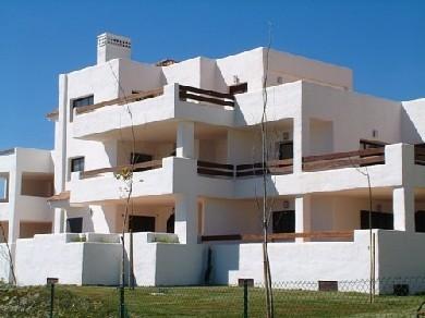 Apartamento con 2 dormitorios se vende en Casares Costa, Costa del Sol