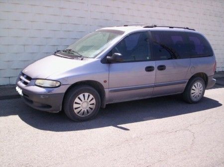 CHRYSLER VOYAGER  2.5 LE TD   - Sevilla