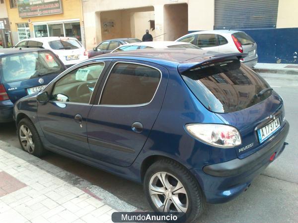 SE VENDE PEUGEOT 206 (PARTICULAR)