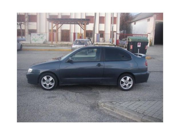 SEAT CORDOBA 1.9 TDI STELLA 90CV