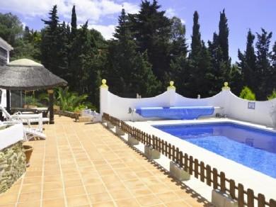 Chalet con 2 dormitorios se vende en Mijas Costa, Costa del Sol