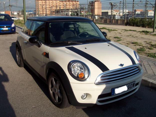 mini cooper d. 110cv. de mayo de 2008 con 15000 kms. impecable