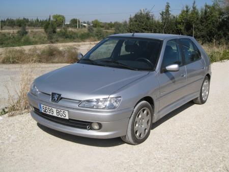 Peugeot 306 20 hdi Boulevard en SEVILLA