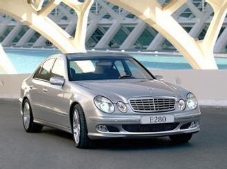 Venta de coche Mercedes CLASE E 280 CDI ELEGANCE AUTOM 7 V '06 en Zamora