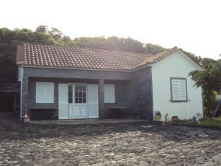 Casa rural : 4/5 personas - vistas a mar - madalena  pico  azores  portugal