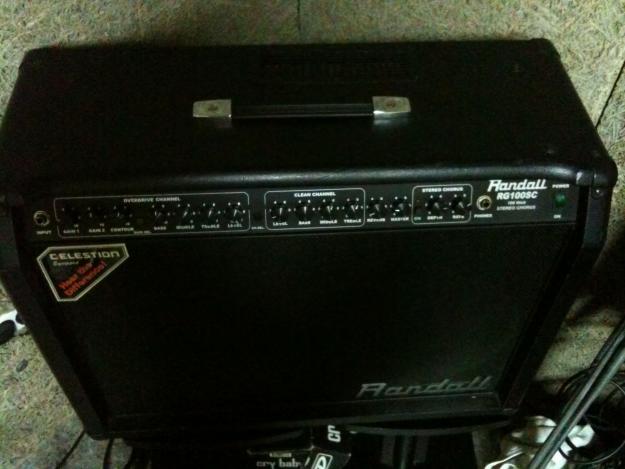 VENDO AMPLIFICADOR RANDALL RG100SC