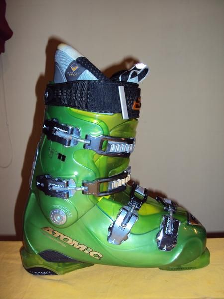 VENDO BOTAS ATOMIC T11 nº 43 por  200 Euros