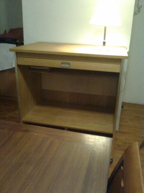 Me urge vender mueble persianilla tv