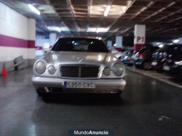 se vende mercedez E 259 tipo 210