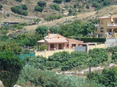 Chalet con 3 dormitorios se vende en Estepona, Costa del Sol