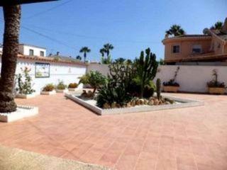 Chalet en venta en Torreta (La), Alicante (Costa Blanca)