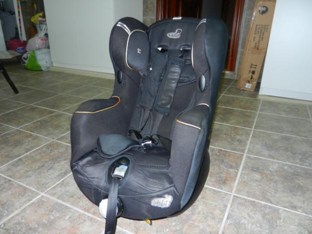 Silla auto con isofix, bebe confort grupo 1