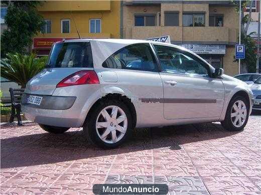 Renault Megane EMOTION 1.6 16v