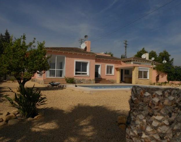 Chalet en venta en Nucia (la), Alicante (Costa Blanca)