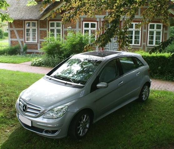 Mercedes-Benz B 200