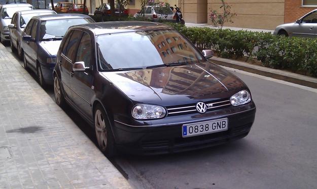 ¡Ofertón! Golf 4 150 CV negro gasolina Zaragoza Tunning