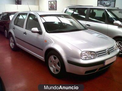 Volkswagen Golf 1.6 5p