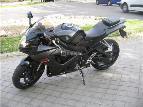 SUZUKI GSX R600