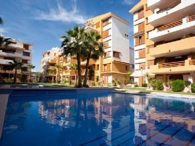 Apartamento con 2 dormitorios se vende en Punta Prima, Costa Blanca