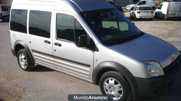 Ford Tourneo del año 2005 - Villena